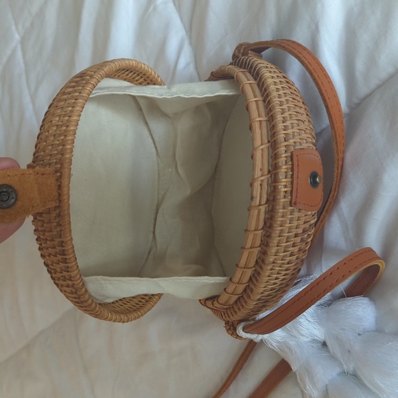 Rattan purse - Picture 3 of 3